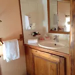 Oda ve Kahvaltı La Gourmantine Polignac (Haute-Loire)