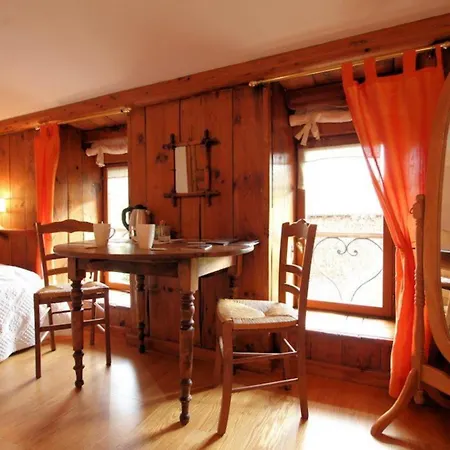 La Gourmantine Bed and Breakfast Polignac (Haute-Loire)