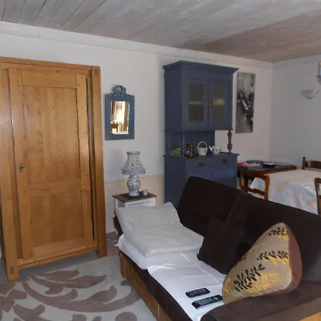 La Gourmantine Oda ve Kahvaltı Polignac (Haute-Loire)
