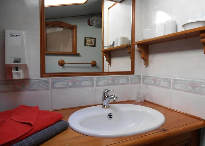 לינה וארוחת בוקר La Gourmantine 3*