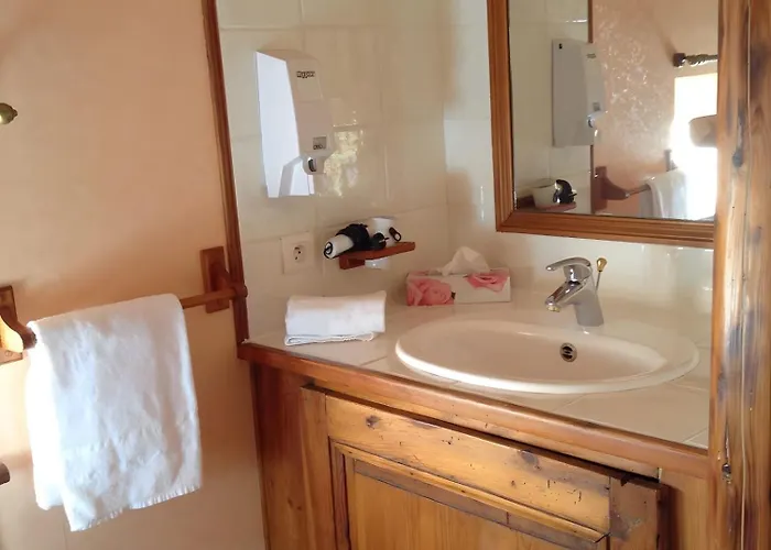 לינה וארוחת בוקר La Gourmantine Polignac (Haute-Loire)