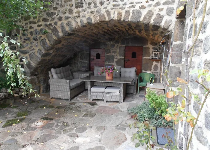 לינה וארוחת בוקר La Gourmantine Polignac (Haute-Loire)